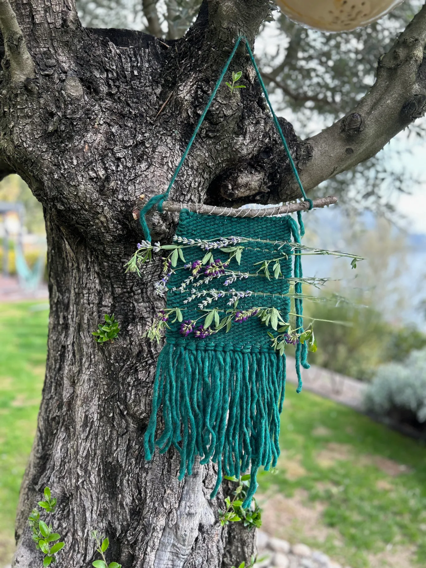 Art Workshop: Botanical Weaving thumbnail 4