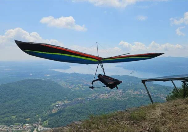 Volo in parapendio tandem a Laveno-Mombello thumbnail 2