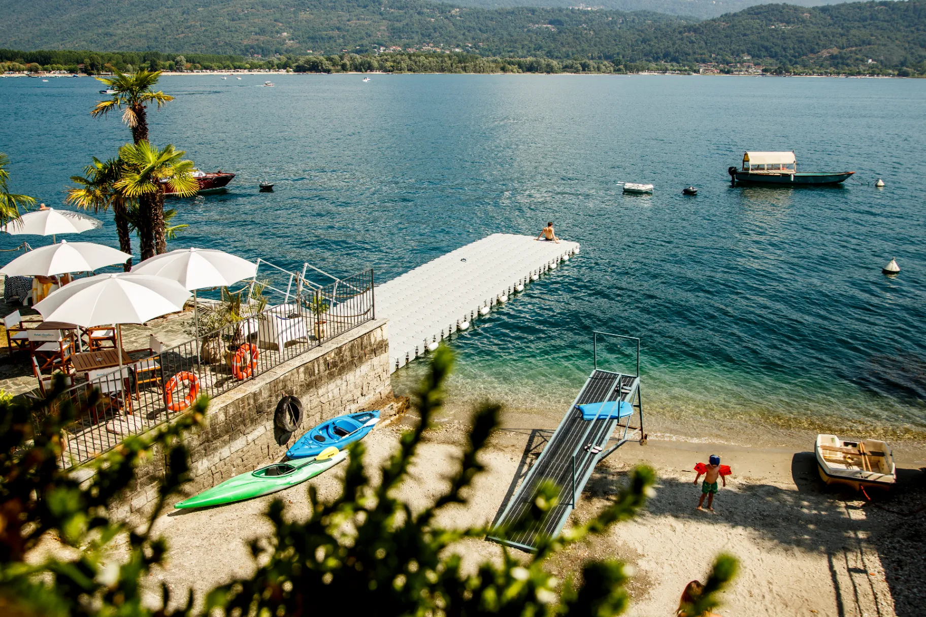 A full day in a private beach on Lake Maggiore thumbnail 5