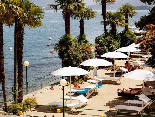 A full day in a private beach on Lake Maggiore thumbnail 3