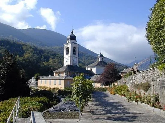 Domodossola: il Sacro Monte Calvario e  l’antico centro antico - Visita guidata thumbnail 3