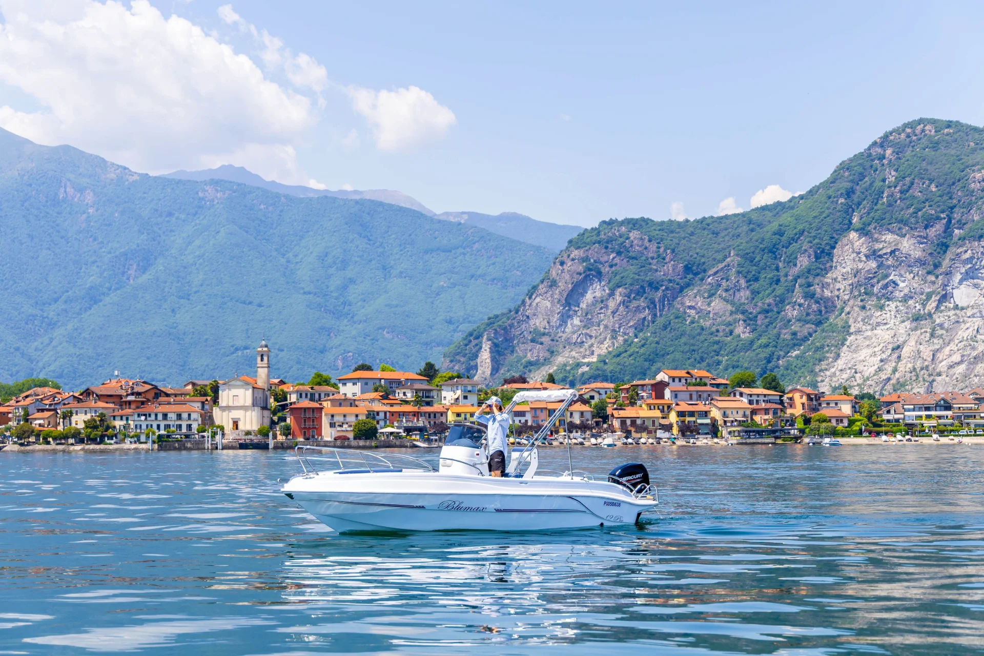 Golden Hour Boat Rental - Maximum 8 peeple - No driving license needed thumbnail 4