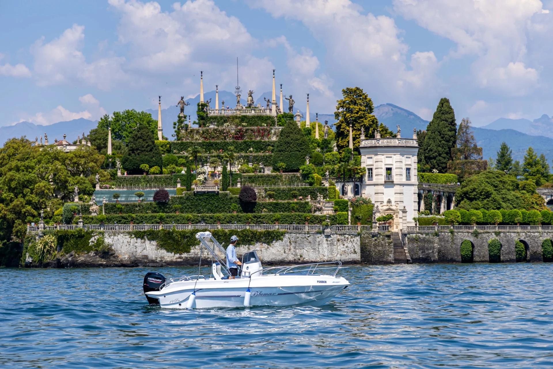 Half day Boat rental