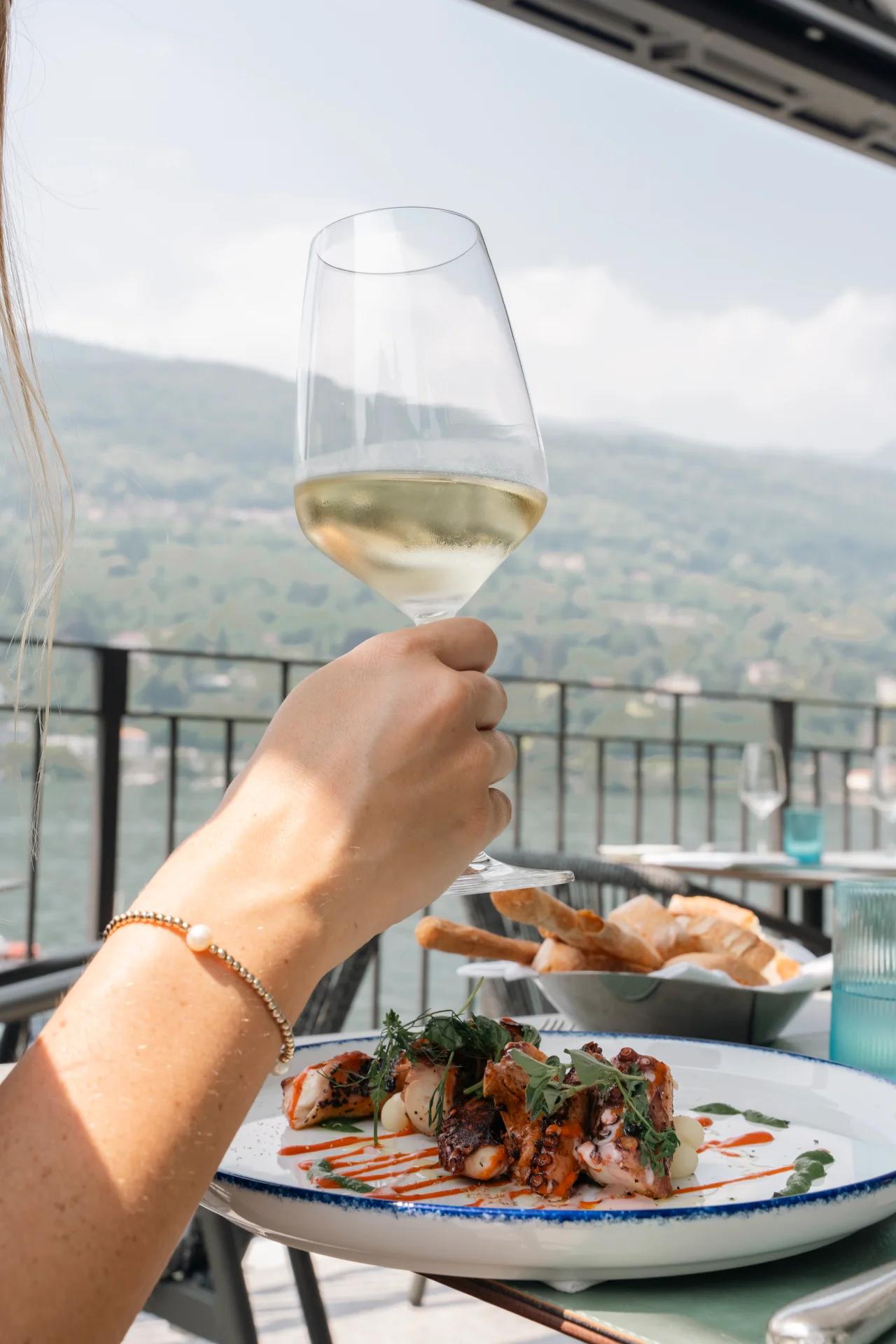 Sunset Tasting Dinner on Isola dei Pescatori